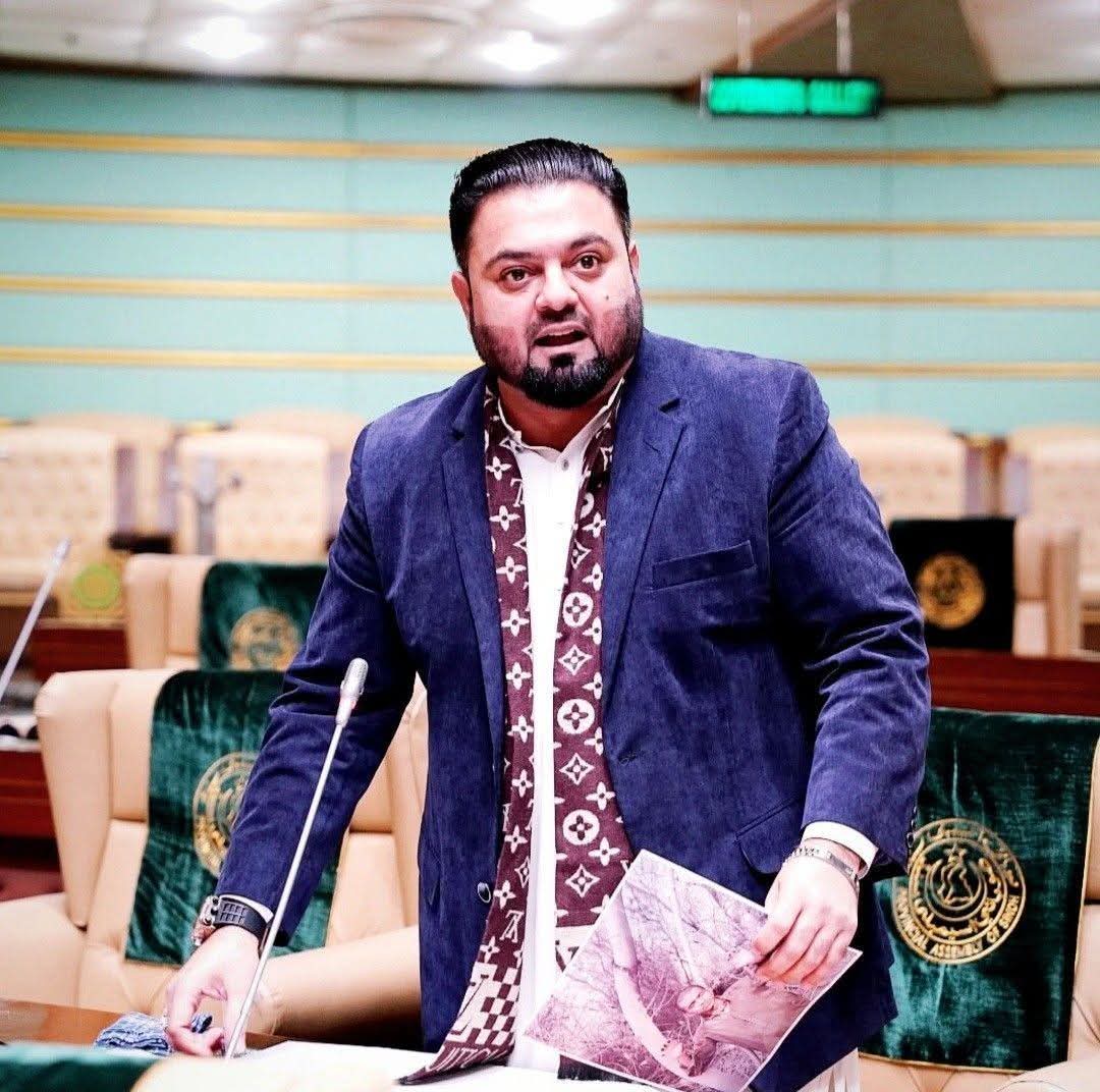 پاکستان تحریک انصاف کے ایم پی اے پی ایس 106 اور سومرو جماعت کے صدر سجاد علی سومرو کی والدہ کی نمازِ جنازہ بعد نمازِ عصر 5.30 بجے قباء مسجد، ٹمبر مارکیٹ میں ادا کی جائے گی۔